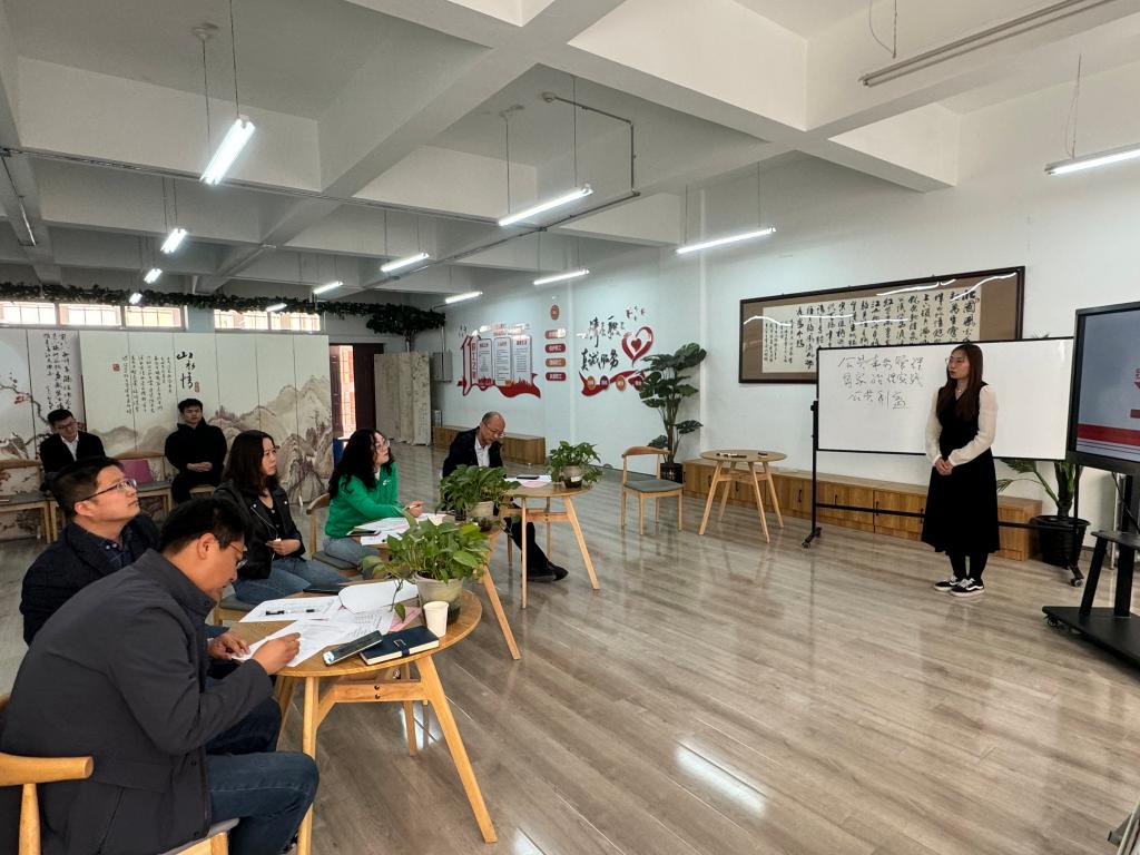 电信台湾av举办2024年新入职青年教师教学技能大赛